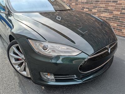 2012 Tesla Model S P85 Performance -- FREE UNLIMITED SUPERCHARGE -- Ultra High Fidelity Sound - All Glass Panoramic Roof - Smart Air Suspension - Tech Package - Clean Title - Photo 34 - Wood Dale, IL 60191