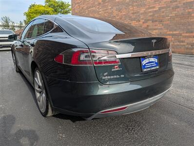 2012 Tesla Model S P85 Performance -- FREE UNLIMITED SUPERCHARGE -- Ultra High Fidelity Sound - All Glass Panoramic Roof - Smart Air Suspension - Tech Package - Clean Title - Photo 4 - Wood Dale, IL 60191