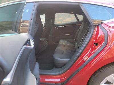 2017 Tesla Model S 90D AWD -- 7 Passenger/Jump Seat - 300 Miles  on Full Charge - Autopilot - Premium Upgrades Package - Sunroof - Smart Air Suspension - Power and Lighting Package - Clean Title - Photo 30 - Wood Dale, IL 60191