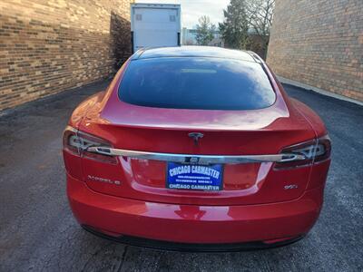 2017 Tesla Model S 90D AWD -- 7 Passenger/Jump Seat - 300 Miles  on Full Charge - Autopilot - Premium Upgrades Package - Sunroof - Smart Air Suspension - Power and Lighting Package - Clean Title - Photo 8 - Wood Dale, IL 60191