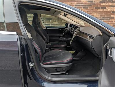 2012 Tesla Model S 85 -- FREE UNLIMITED SUPERCHARGE -- Ultra High Fidelity Sound - All Glass Panoramic Roof - Smart Air Suspension - Tech Package - Clean Title - Photo 24 - Wood Dale, IL 60191