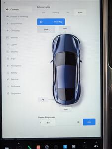 2012 Tesla Model S 85 -- FREE UNLIMITED SUPERCHARGE -- Ultra High Fidelity Sound - All Glass Panoramic Roof - Smart Air Suspension - Tech Package - Clean Title - Photo 15 - Wood Dale, IL 60191