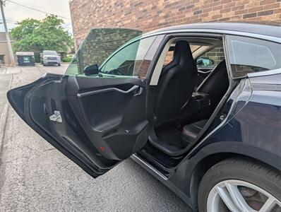 2012 Tesla Model S 85 -- FREE UNLIMITED SUPERCHARGE -- Ultra High Fidelity Sound - All Glass Panoramic Roof - Smart Air Suspension - Tech Package - Clean Title - Photo 21 - Wood Dale, IL 60191