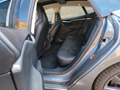 2013 Tesla Model S 85 -- 265 Miles on Full Charge --  1 Owner - NO Accident - Clean Title - Photo 24 - Wood Dale, IL 60191