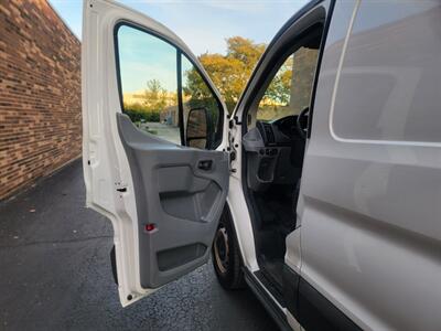 2017 Ford Transit 350 CARGO VAN -- 1 OWNER -- Power Stroke 3.2L Biodiesel Turbo - Backup Camera - Bluetooth - All Serviced - No Accident - Clean Title - Photo 13 - Wood Dale, IL 60191