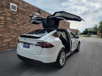 2017 Tesla Model X 75D AWD -- 3rd Row Seat  - Full-self Driving Computer - Ultra High Fidelity Sound - Autopilot - Subzero Weather Package - Premium Upgrades Package - Smart Air Suspension - Technology Package - NO Accident - Clean Title - Photo 8 - Wood Dale, IL 60191
