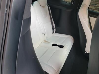 2017 Tesla Model X 75D AWD -- 3rd Row Seat  - Full-self Driving Computer - Ultra High Fidelity Sound - Autopilot - Subzero Weather Package - Premium Upgrades Package - Smart Air Suspension - Technology Package - NO Accident - Clean Title - Photo 38 - Wood Dale, IL 60191