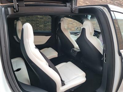 2017 Tesla Model X 75D AWD -- 3rd Row Seat  - Full-self Driving Computer - Ultra High Fidelity Sound - Autopilot - Subzero Weather Package - Premium Upgrades Package - Smart Air Suspension - Technology Package - NO Accident - Clean Title - Photo 36 - Wood Dale, IL 60191