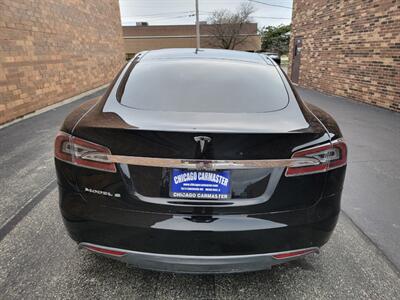 2013 Tesla Model S 60 -- FREE UNLIMITED SUPER CHARGING ---  200 Miles on Full Charge - Smart Air Suspension - Save $$$ on Gas - Charge & Drive - Clean Title - Photo 8 - Wood Dale, IL 60191