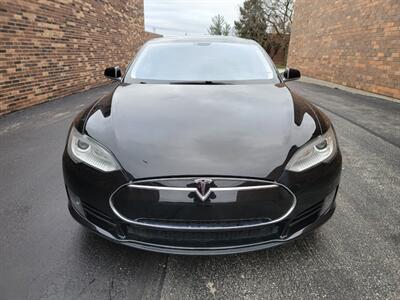 2013 Tesla Model S 60 -- FREE UNLIMITED SUPER CHARGING ---  200 Miles on Full Charge - Smart Air Suspension - Save $$$ on Gas - Charge & Drive - Clean Title - Photo 7 - Wood Dale, IL 60191