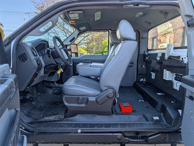 2012 Ford F-250 Super Duty XL 4X4 -- 6.2L Flex Fuel V8 385hp --  FX4 Off Road - All Serviced - NO Accident - Clean Title - Photo 20 - Wood Dale, IL 60191