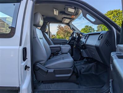 2012 Ford F-250 Super Duty XL 4X4 -- 6.2L Flex Fuel V8 385hp --  FX4 Off Road - All Serviced - NO Accident - Clean Title - Photo 17 - Wood Dale, IL 60191
