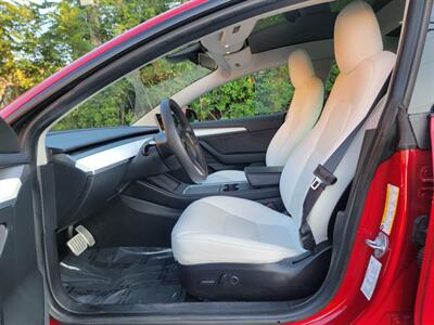 2021 Tesla Model 3 Dual Motor Performance AWD - 1 Owner -  265  Miles on Full Charge - Full-Self Driving Computer - Autopilot - Performance Brakes - Cold Weather Package - 20 " Performance Wheels - NO Accident - Clean Title - Photo 28 - Wood Dale, IL 60191