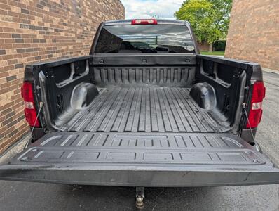 2015 GMC Sierra 1500 SLE 4X4 -- CREW CAB -- EcoTec3 5.3L V8 355hp - Navigation - Backup Camera - Bluetooth - Heated Seat - All Serviced - Clean Title - Photo 25 - Wood Dale, IL 60191