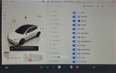 2022 Tesla Model Y Long Range AWD -- 7 PASSENGERS -  260 Miles on Full Charge - Full-Self Driving Computer - Autopilot - NO Accident - Clean Title - WARRANTY until 2030 - Photo 18 - Wood Dale, IL 60191