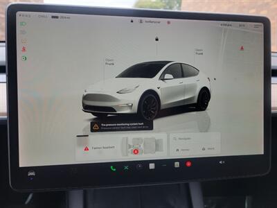 2022 Tesla Model Y Long Range AWD -- 7 PASSENGERS -  260 Miles on Full Charge - Full-Self Driving Computer - Autopilot - NO Accident - Clean Title - WARRANTY until 2030 - Photo 11 - Wood Dale, IL 60191