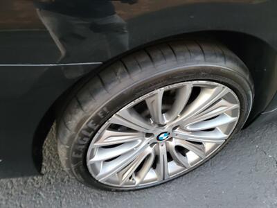 2017 BMW 750Li xDrive - 4.4L Twin Turbo V8 445hp -  Navigation - Backup Camera - Fully Loaded - All Serviced - Canada Edition - Clean Title - Photo 34 - Wood Dale, IL 60191