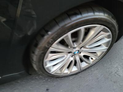 2017 BMW 750Li xDrive - 4.4L Twin Turbo V8 445hp -  Navigation - Backup Camera - Fully Loaded - All Serviced - Canada Edition - Clean Title - Photo 35 - Wood Dale, IL 60191