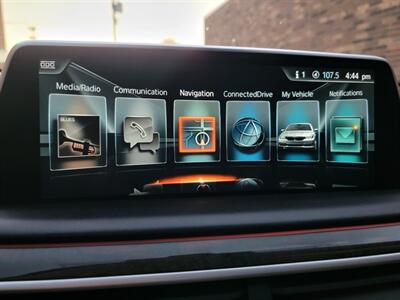 2017 BMW 750Li xDrive - 4.4L Twin Turbo V8 445hp -  Navigation - Backup Camera - Fully Loaded - All Serviced - Canada Edition - Clean Title - Photo 24 - Wood Dale, IL 60191