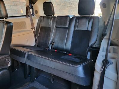 2017 Dodge Grand Caravan SXT -- Power Sliding Doors - Pentastar 3.6L Engine  - Backup Camera - Bluetooth - NO Accident - Clean Title - Photo 26 - Wood Dale, IL 60191