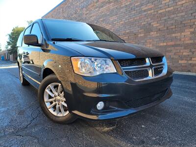 2017 Dodge Grand Caravan SXT -- Power Sliding Doors - Pentastar 3.6L Engine  - Backup Camera - Bluetooth - NO Accident - Clean Title - Photo 3 - Wood Dale, IL 60191