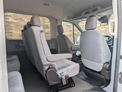 2016 Ford Transit 350 XLT - 15 Passengers - Navigation - Backup Camera - Bluetooth - NO Accident - Clean Title - All Serviced - Photo 26 - Wood Dale, IL 60191
