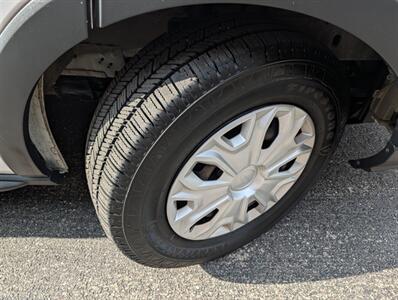 2016 Ford Transit 350 XLT - 15 Passengers - Navigation - Backup Camera - Bluetooth - NO Accident - Clean Title - All Serviced - Photo 37 - Wood Dale, IL 60191