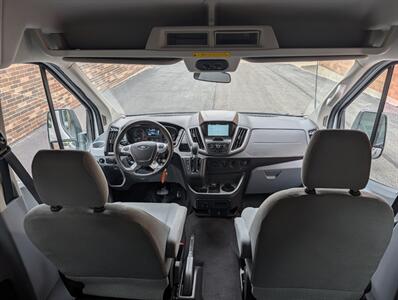 2016 Ford Transit 350 XLT - 15 Passengers - Navigation - Backup Camera - Bluetooth - NO Accident - Clean Title - All Serviced - Photo 14 - Wood Dale, IL 60191