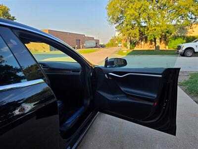 2017 Tesla Model S P100D AWD -- Performance with Ludicrous Mode -  Full Self-Driving Computer - Auto Pilot - Ultra High Fidelity Sound - Subzero Weather Package - Premium Upgrades Package - Smart Air Suspension - Photo 23 - Wood Dale, IL 60191