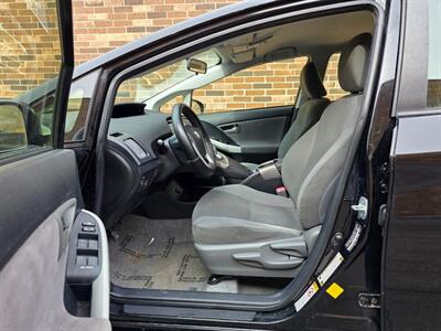 2012 Toyota Prius Three -- Navigation -- Backup Camera - Bluetooth - All Serviced - Clean Title - Photo 19 - Wood Dale, IL 60191