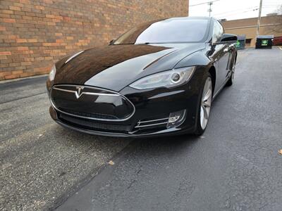 2013 Tesla Model S 85  - 260 Miles Full Charge - Save $$$ on Gas  - Charge & Drive - Subzero Weather Package - All Glass Panoramic Roof - Clean Title - Photo 37 - Wood Dale, IL 60191