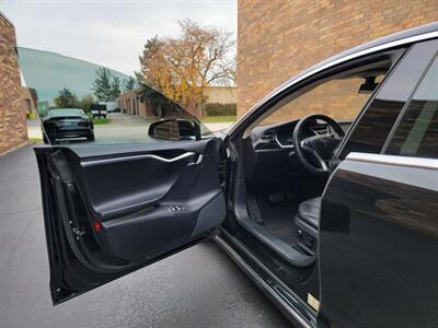 2013 Tesla Model S 85  - 260 Miles Full Charge - Save $$$ on Gas  - Charge & Drive - Subzero Weather Package - All Glass Panoramic Roof - Clean Title - Photo 23 - Wood Dale, IL 60191