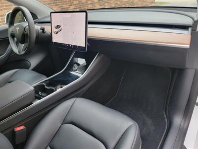 2020 Tesla Model Y Performance AWD -- 255 Miles on Full Charge -  Full self-Driving Computer - Auto Pilot - 21 " Wheels - 1 Owner - NO Accident - Clean Title WARRANTY - Photo 9 - Wood Dale, IL 60191