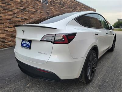 2020 Tesla Model Y Performance AWD -- 255 Miles on Full Charge -  Full self-Driving Computer - Auto Pilot - 21 " Wheels - 1 Owner - NO Accident - Clean Title WARRANTY - Photo 2 - Wood Dale, IL 60191