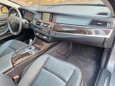 2012 BMW 535i xDrive AWD -- Navigation - Backup Camera -  Bluetooth - Sunroof - NO Accident - Clean Title - All Serviced - Photo 15 - Wood Dale, IL 60191