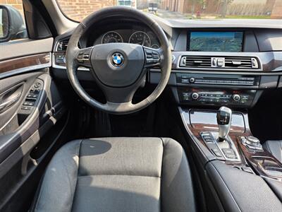 2012 BMW 535i xDrive AWD -- Navigation - Backup Camera -  Bluetooth - Sunroof - NO Accident - Clean Title - All Serviced - Photo 10 - Wood Dale, IL 60191