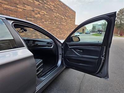 2012 BMW 535i xDrive AWD -- Navigation - Backup Camera -  Bluetooth - Sunroof - NO Accident - Clean Title - All Serviced - Photo 18 - Wood Dale, IL 60191