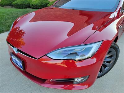 2018 Tesla Model S 100D Long Range AWD -- Only 55K Miles -  381 Miles on Full Charge - Ultra High Fidelity Sound - Sunroof - Smart Air Suspension - Photo 38 - Wood Dale, IL 60191