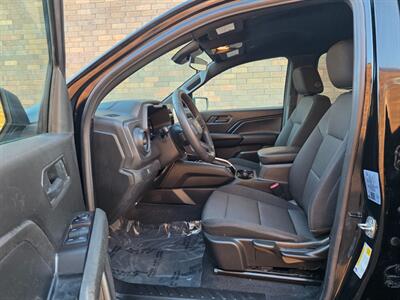 2025 Chevrolet Colorado Work Truck -- Only 11K Miles -- Navigation -  TurboMax 2.7L Turbo I4 310hp - Backup Camera - Bluetooth - Crew Cab - All Serviced - Clean Title - Warranty - Photo 21 - Wood Dale, IL 60191