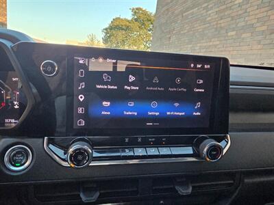 2025 Chevrolet Colorado Work Truck -- Only 11K Miles -- Navigation -  TurboMax 2.7L Turbo I4 310hp - Backup Camera - Bluetooth - Crew Cab - All Serviced - Clean Title - Warranty - Photo 11 - Wood Dale, IL 60191