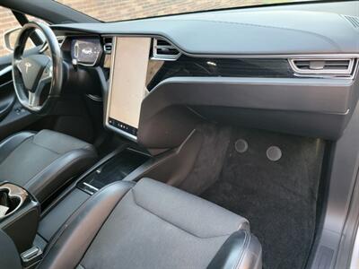 2016 Tesla Model X 75D AWD -- Only 57K Miles - Miles on Full Charge - 3rd Row Seat - Ultra High Fidelity Sound - Autopilot - Subzero Weather Package - Premium Upgrades Package - Smart Air Suspension - Technology Package - Clean Title - Photo 20 - Wood Dale, IL 60191