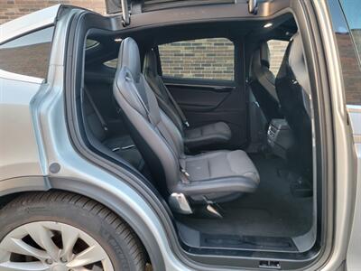 2016 Tesla Model X 75D AWD -- Only 57K Miles - Miles on Full Charge - 3rd Row Seat - Ultra High Fidelity Sound - Autopilot - Subzero Weather Package - Premium Upgrades Package - Smart Air Suspension - Technology Package - Clean Title - Photo 26 - Wood Dale, IL 60191