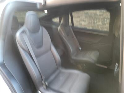 2016 Tesla Model X 75D AWD -- Only 57K Miles - Miles on Full Charge - 3rd Row Seat - Ultra High Fidelity Sound - Autopilot - Subzero Weather Package - Premium Upgrades Package - Smart Air Suspension - Technology Package - Clean Title - Photo 28 - Wood Dale, IL 60191