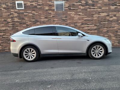2016 Tesla Model X 75D AWD -- Only 57K Miles - Miles on Full Charge - 3rd Row Seat - Ultra High Fidelity Sound - Autopilot - Subzero Weather Package - Premium Upgrades Package - Smart Air Suspension - Technology Package - Clean Title - Photo 41 - Wood Dale, IL 60191