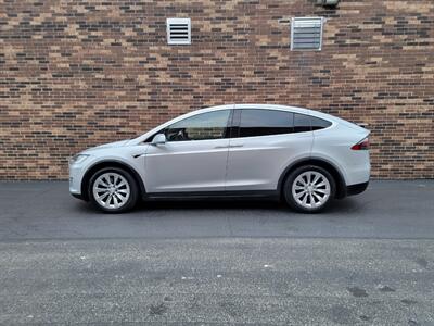 2016 Tesla Model X 75D AWD -- Only 57K Miles - Miles on Full Charge -  3rd Row Seat - Ultra High Fidelity Sound - Autopilot - Subzero Weather Package - Premium Upgrades Package - Smart Air Suspension - Technology Package - Clean Title - Photo 3 - Wood Dale, IL 60191