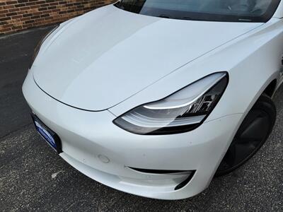 2018 Tesla Model 3 Long Range -- Full Self-driving Included -  260 Miles on Full Charge - Premium Audio System - NO Accident - Clean Title - Photo 37 - Wood Dale, IL 60191