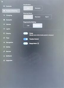 2015 Tesla Model S 85 -- 275 Miles on Full Charge --  Ultra High Fidelity Sound - Autopilot - Tech Package with Autopilot - All Serviced - Clean Title - Photo 12 - Wood Dale, IL 60191