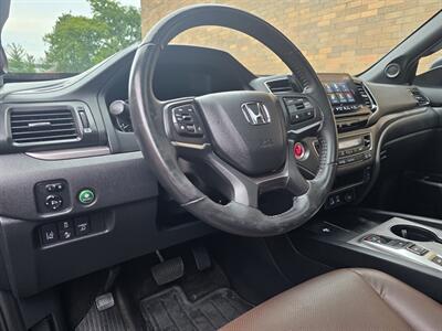2025 Honda Ridgeline RTL AWD -- 1 Owner - Sunroof - Backup Camera - Bluetooth - Leather Heated Seats - Blind Spot Info System - Alloy Wheel - Clean Title - Warranty - Photo 16 - Wood Dale, IL 60191