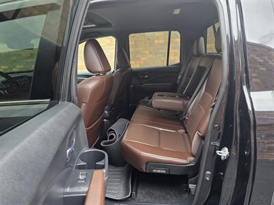 2025 Honda Ridgeline RTL AWD -- 1 Owner - Sunroof - Backup Camera - Bluetooth - Leather Heated Seats - Blind Spot Info System - Alloy Wheel - Clean Title - Warranty - Photo 24 - Wood Dale, IL 60191