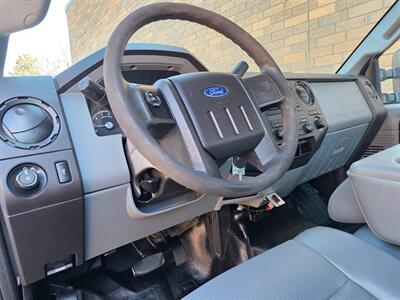 2016 Ford F-250 Super Duty XL 4X4 - Only 41K Miles - 8Ft Bed Liner  - Snow Plow Package with Brackets - Power Window and Lock - NO Accident - Clean Title - All Serviced - Photo 12 - Wood Dale, IL 60191